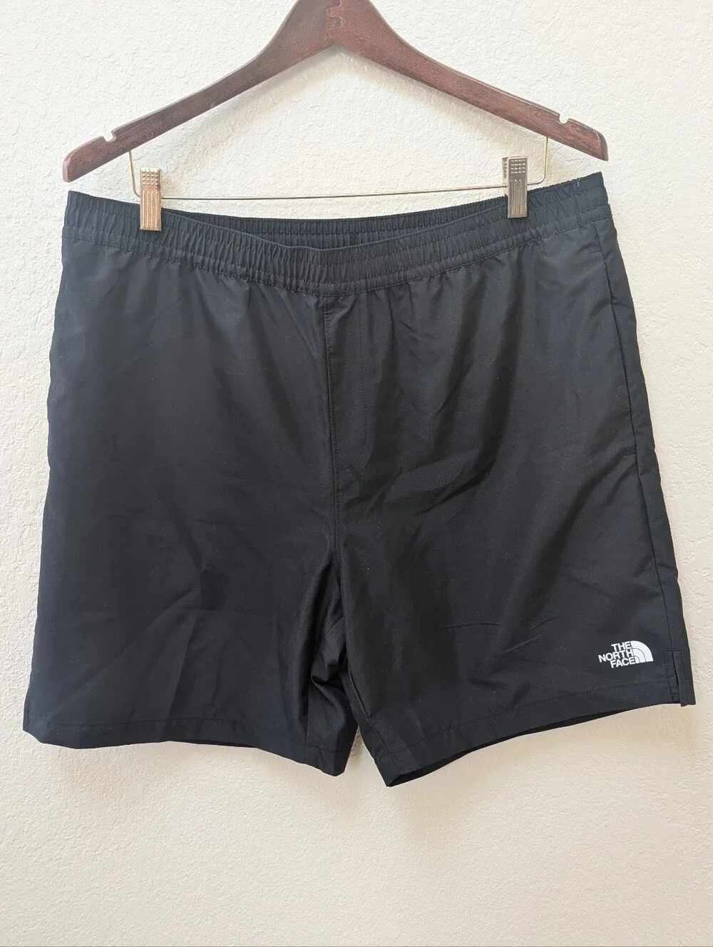 Men's Black North Face Athletic Running Shorts. Size Large